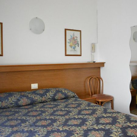 Hotel Primo Riva del Garda Kültér fotó